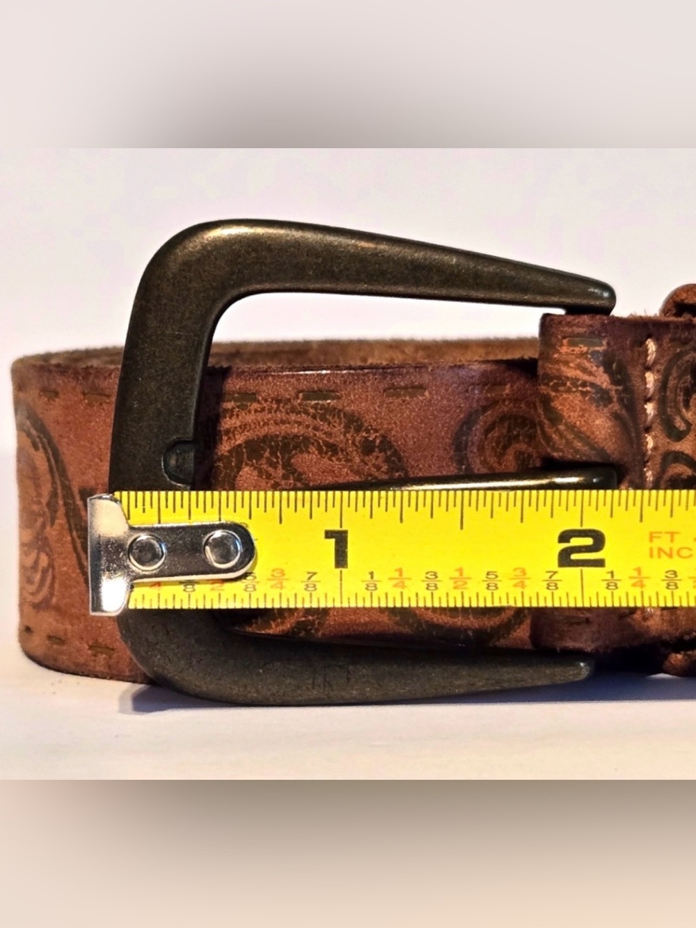 vintage-style brown genuine leather western belt featuring floral scroll work - Picture 4 of 6